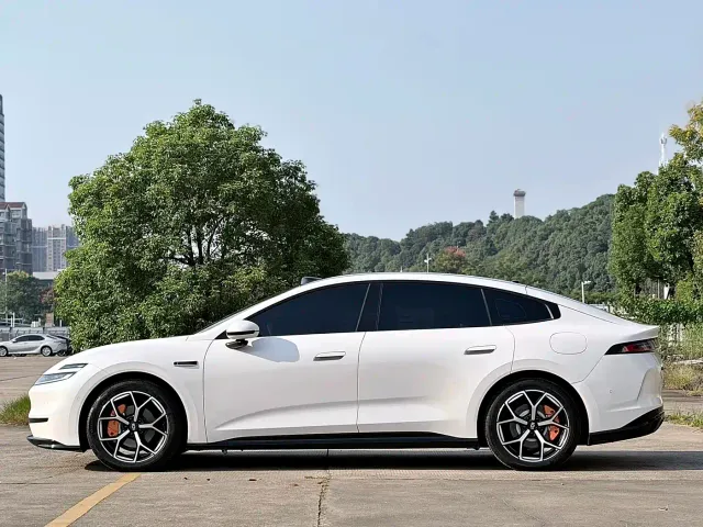 Changan Qiyuan A06 — Фото автомобиля 3