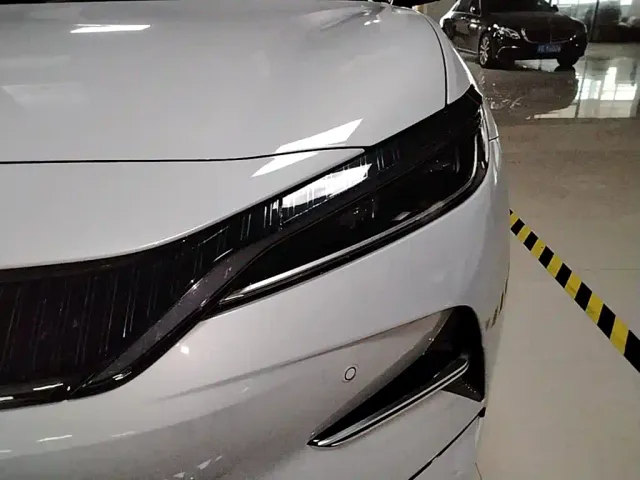 BYD Song L EV 2024 550km Surpassing Type — Фото автомобиля 23
