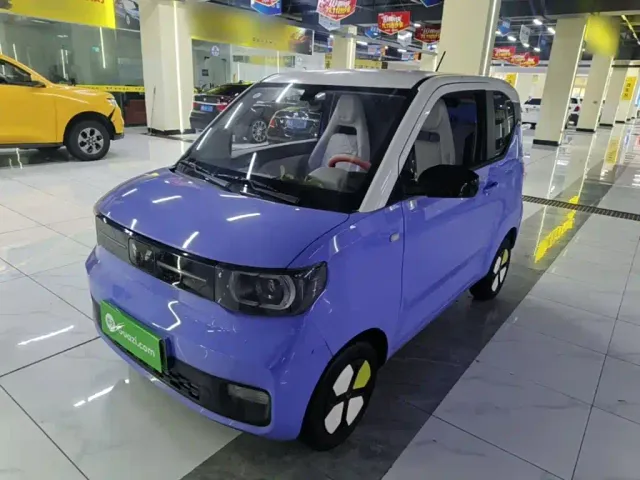 Фотография автомобиля — Wuling Hongguang Mini EV