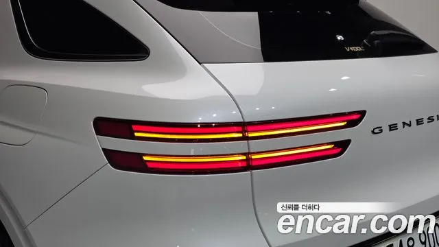 Genesis GV70 — Фото автомобиля 22