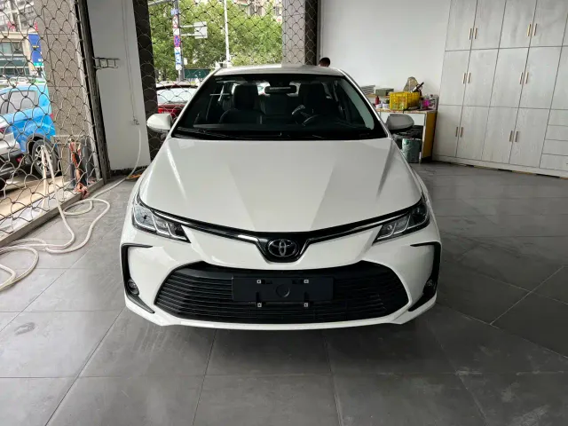 Toyota Corolla — Фото автомобиля 2