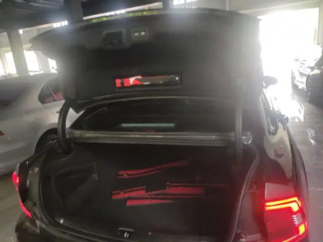 Volvo S90 — Фото автомобиля 18