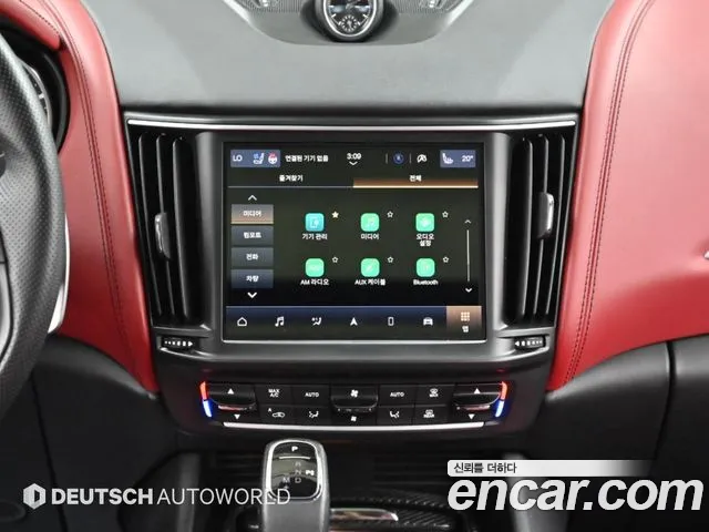 Maserati Levante — Фото автомобиля 14