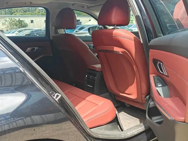 BMW 3 Series — Фото автомобиля 19