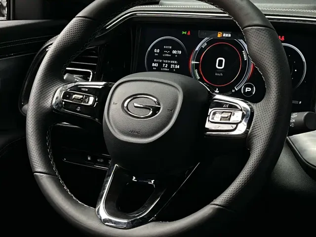 GAC Trumpchi GS8 — Фото автомобиля 24