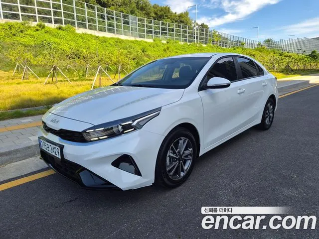 Фотография автомобиля — Kia K3 Generation 2