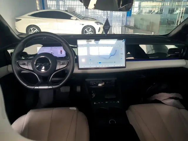BYD Seal 06 — Фото автомобиля 9