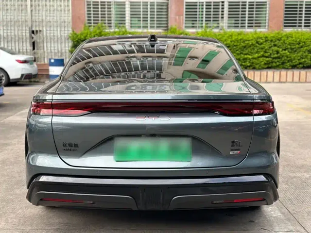 BYD Han L — Фото автомобиля 5