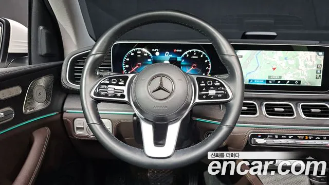 Mercedes-Benz GLE-Class — Фото автомобиля 10