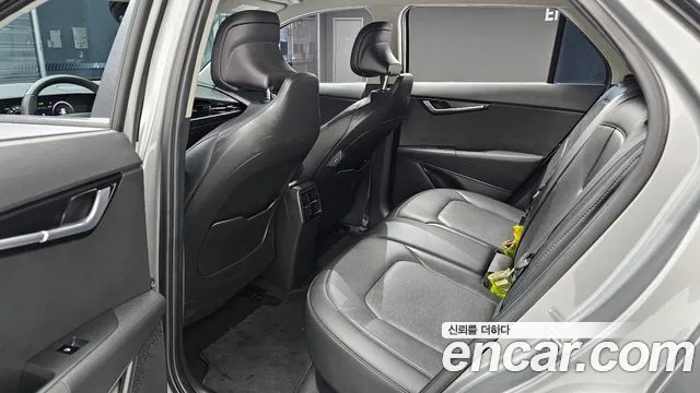 Kia Niro Niro (New) — Фото автомобиля 18