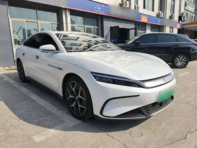 BYD Han — Фото автомобиля 3