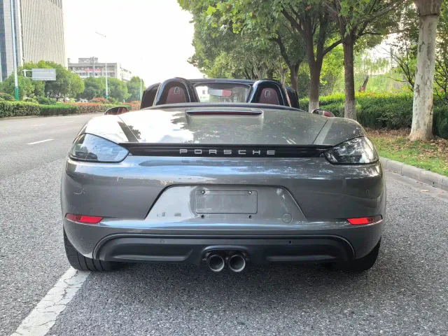 Porsche 718 — Фото автомобиля 6