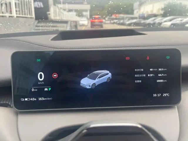 Nio ET5 Touring — Фото автомобиля 16