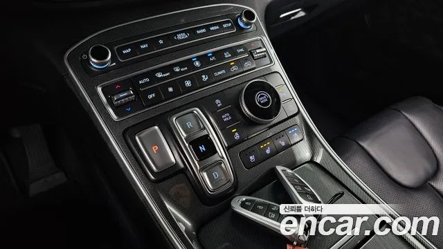 Hyundai Santafe Новый Santa Fe Бензин 2.5T 2WD — Фото автомобиля 9