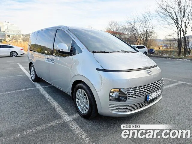 Hyundai Staria Staria 4WD Tourer 11 мест — Фото автомобиля 2