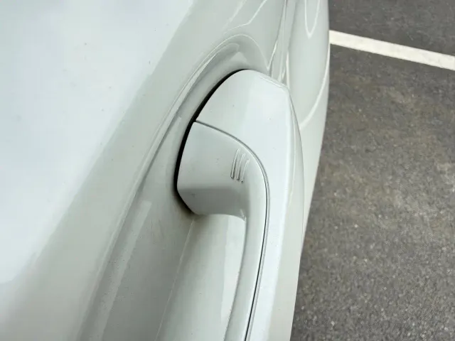 BMW 3 Series — Фото автомобиля 6