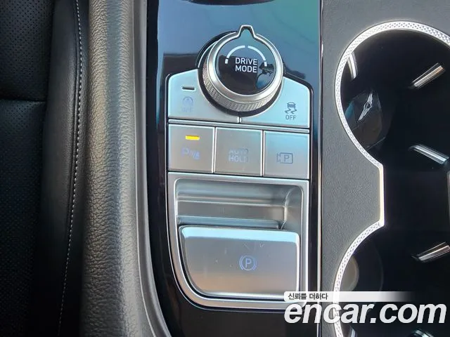 Genesis G70 Новый G70 Бензин 2.5T 4WD — Фото автомобиля 17