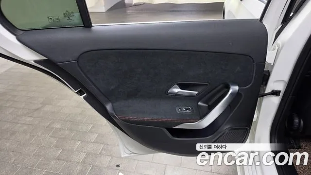 Mercedes-Benz A-Class — Фото автомобиля 6