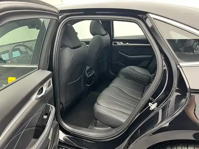 Geely Xingrui — Фото автомобиля 14
