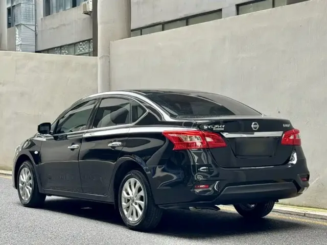 Nissan Sylphy — Фото автомобиля 5