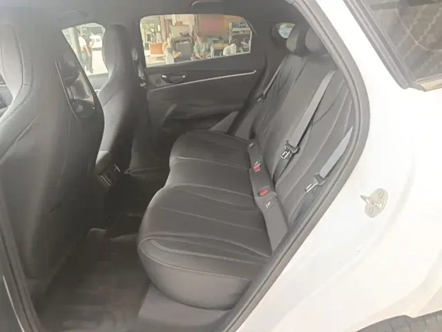 BYD Seal 06 — Фото автомобиля 16