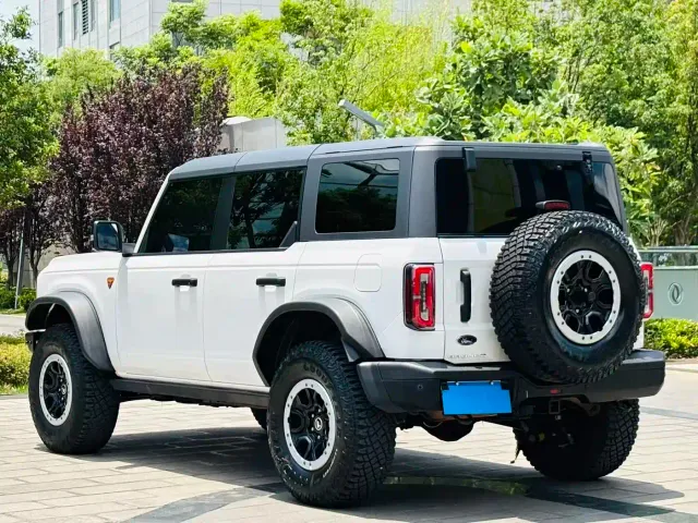 Ford Bronco — Фото автомобиля 5