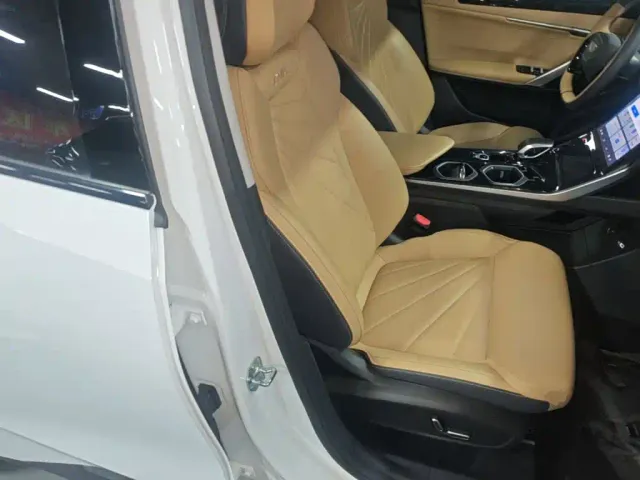 Geely Boyue L — Фото автомобиля 24