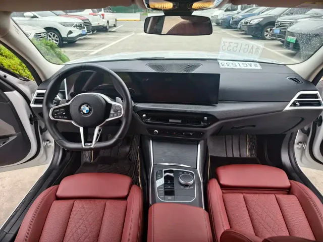 BMW 3 Series — Фото автомобиля 12