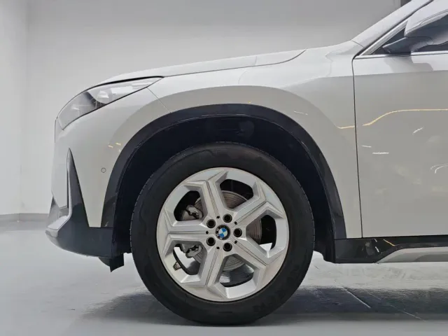 BMW X1 — Фото автомобиля 7