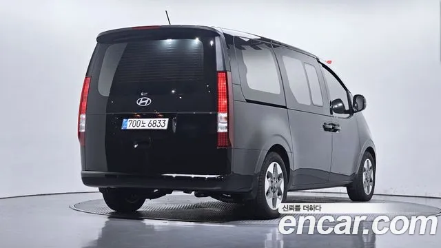 Hyundai Staria — Фото автомобиля 2