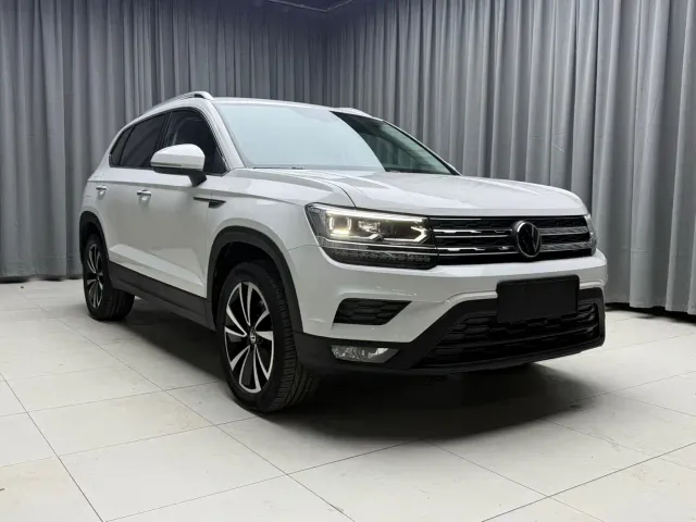 Volkswagen Tharu — Фото автомобиля 3