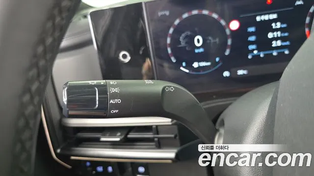 Hyundai Santafe Santa Fe (MX5) Бензин 2.5T 4WD — Фото автомобиля 29