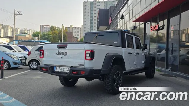 Jeep Gladiator JT — Фото автомобиля 2