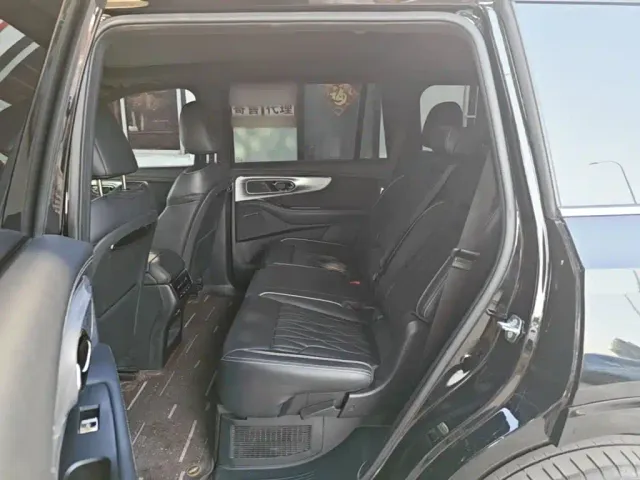 GAC Trumpchi GS8 — Фото автомобиля 16