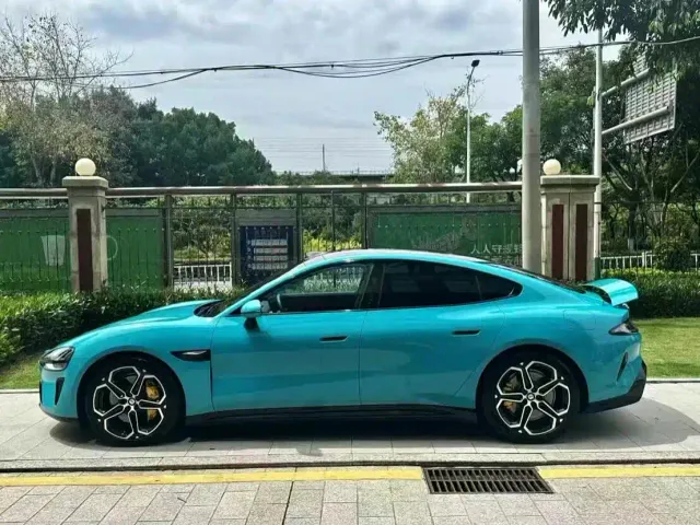 Xiaomi SU7 — Фото автомобиля 3