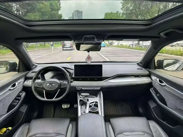 Geely Xingrui — Фото автомобиля 5