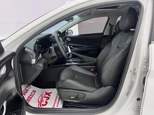 Hyundai Elantra — Фото автомобиля 7
