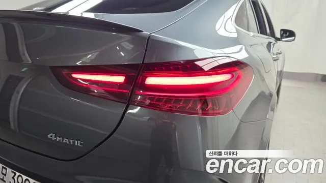 Mercedes-Benz GLE-Class — Фото автомобиля 22