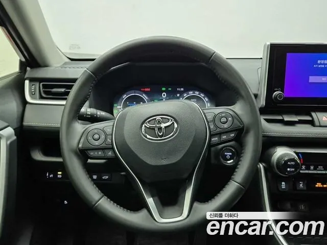 Toyota RAV4 5th Gen — Фото автомобиля 9