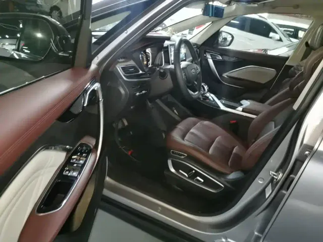 Geely Jiaji — Фото автомобиля 15