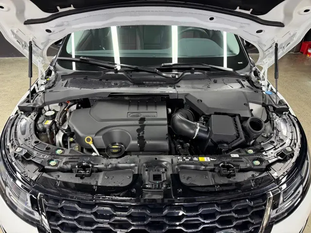 Land Rover Range Rover Evoque — Фото автомобиля 23