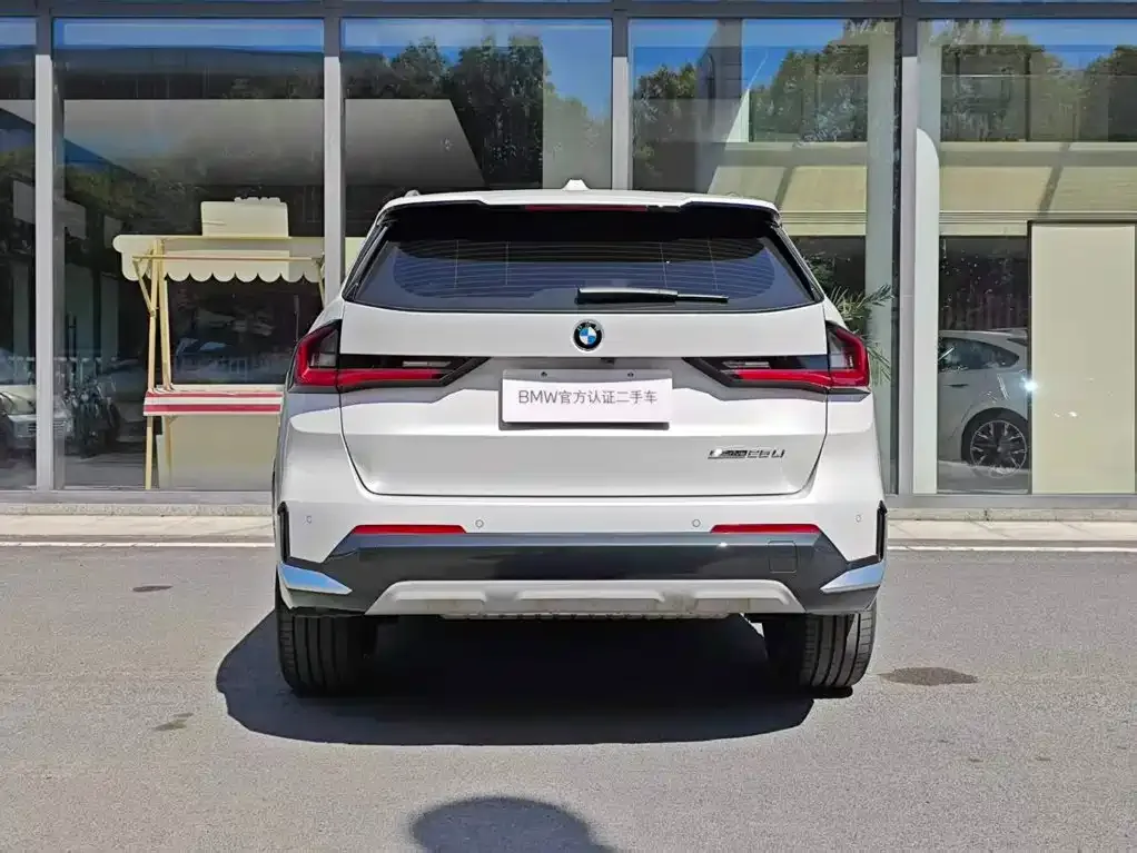 BMW BMW X1 2025 sDrive25Li X Design Package — Фото автомобиля 6