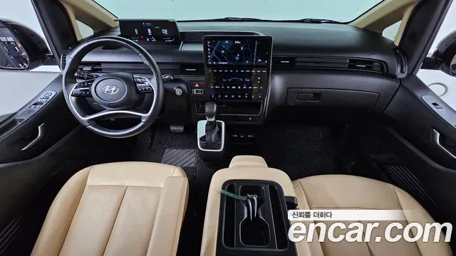 Hyundai Staria Staria 4WD Tourer 9 мест — Фото автомобиля 6