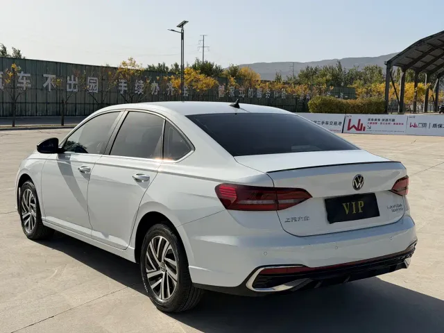 Volkswagen Lavida — Фото автомобиля 23