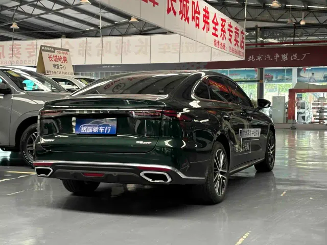 Geely Emgrand — Фото автомобиля 10