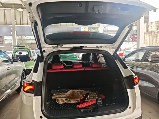 Changan CS35 Plus — Фото автомобиля 18