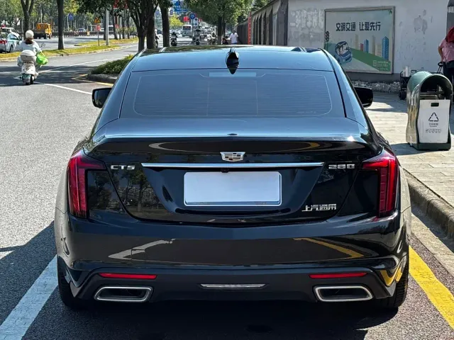 Cadillac CT5 — Фото автомобиля 9
