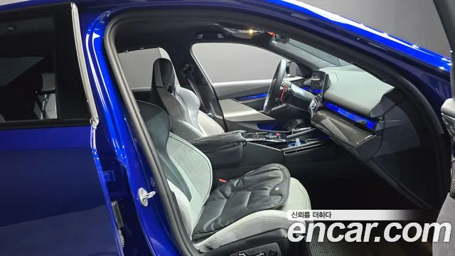 BMW M5 — Фото автомобиля 26