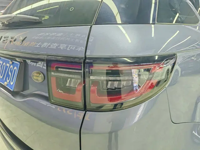 Land Rover Discovery Sport — Фото автомобиля 15