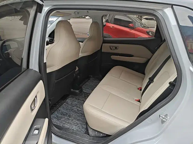 Wuling Binguo PLUS — Фото автомобиля 16
